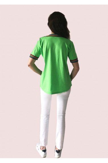 Tricou verde cu aplicatii multicolore