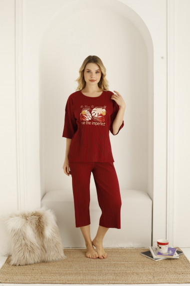 Pijama dama,tricou si pantaloni 3/4,rosu