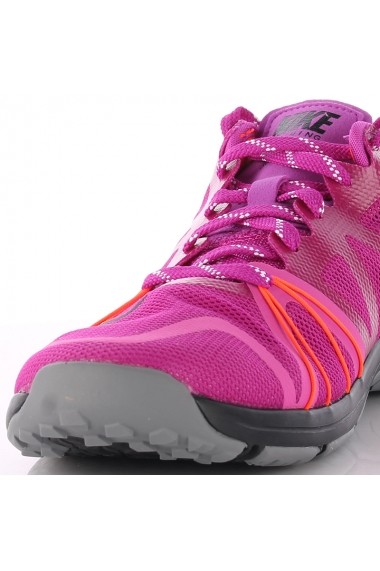 Pantofi sport pentru femei Nike  Free Cross Compete W 749421-501
