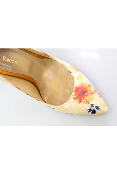 Pantofi cu toc Thea Visconti bej cu print floral