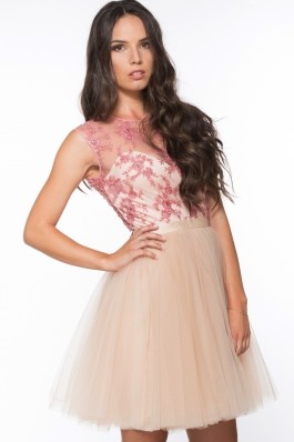Rochie din broderie si tulle - roz