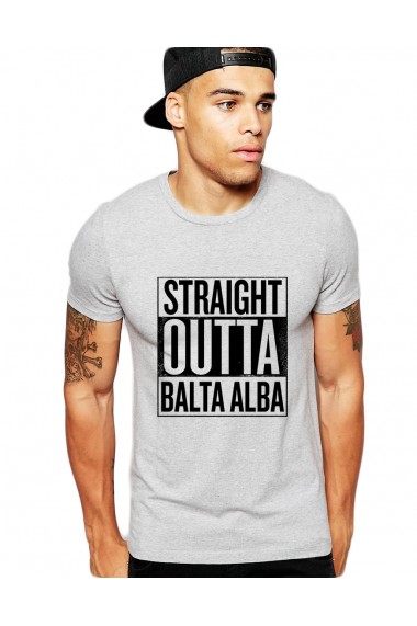 Tricou barbati gri cu text negru - Straight Outta Balta Alba