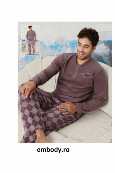 Pijama barbati cocolino material pufos si calduros California mov gri 9608