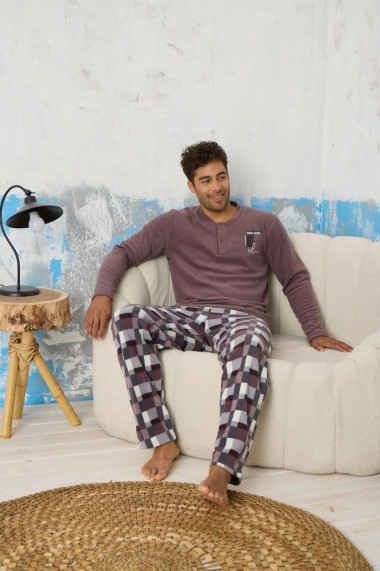 Pijama barbati cocolino material pufos si calduros relax mov gri 9620