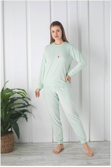 Pijama dama catifea material moale si delicat imprimeu uni vernil pudra 62