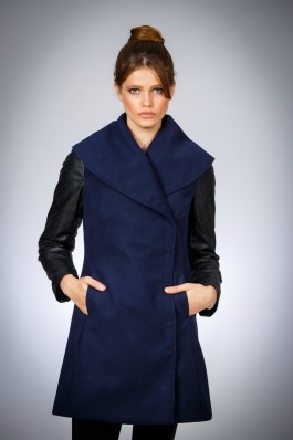 Palton pentru femei marca Be You bleumarin cu maneci din piele ecologica