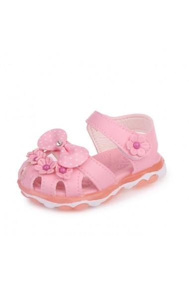Sandale roz deschis cu floricele pentru fetite