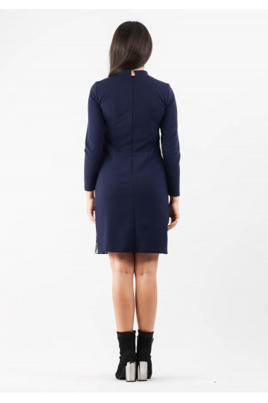 Rochie lejera cu guler