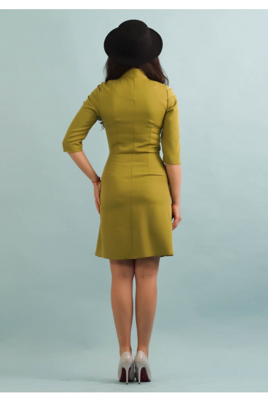 Rochie in pliuri cu nasturi