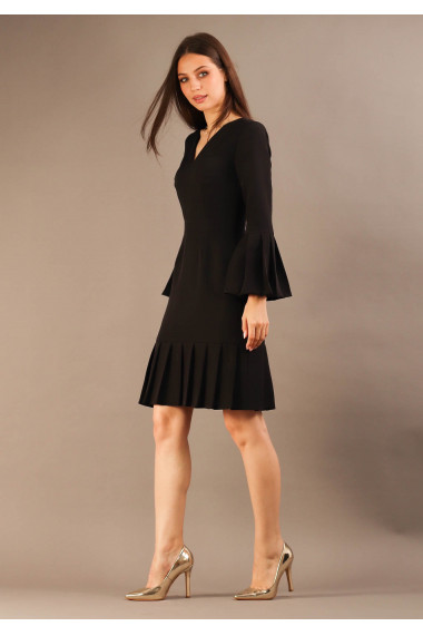 Rochie evazata cu pliuri