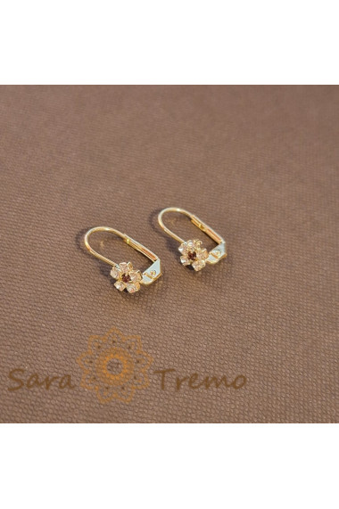 Cercei placati cu aur 18K decor floral cu cristal zirconia mov si cristale albe