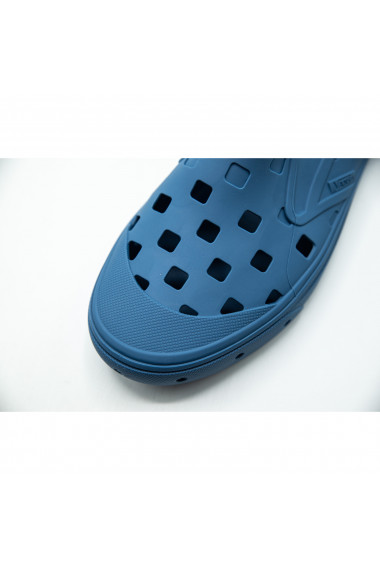 Pantofi sport unisex pentru surf Vans Slip-On Trek VN0A5HF8ZR81