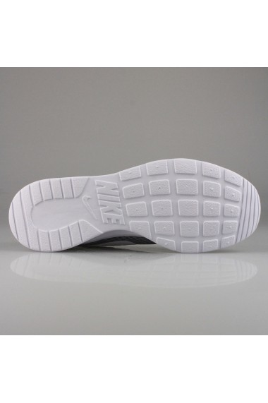 Pantofi sport barbati Nike Tanjun 812654-010