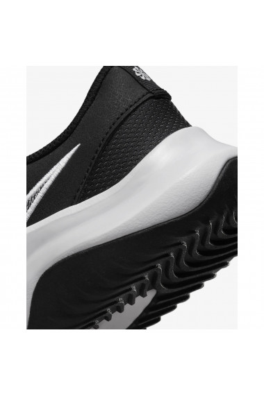 Pantofi sport barbati Nike Legend Essential 3 Next Nature DM1120-001
