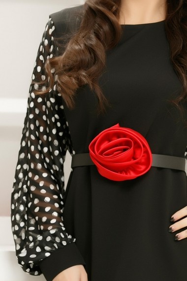 Rochie Serena neagra tip sarafan cu bluza din voal negru cu buline albe si curea cu floare rosie din satin