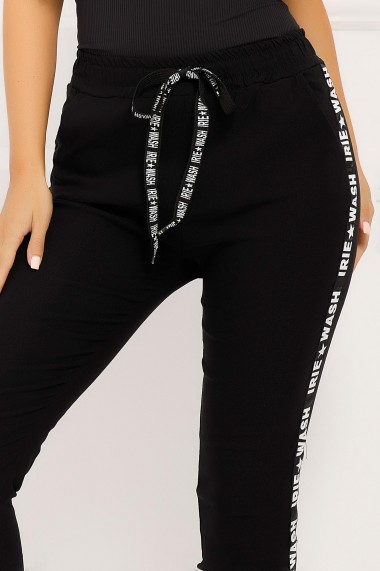 Pantaloni sport Carina negri cu dunga neagra imprimata