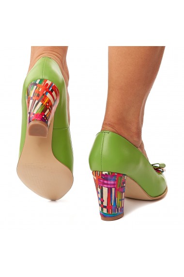 Pantofi dama din piele naturala verde cu toc colorat 4188