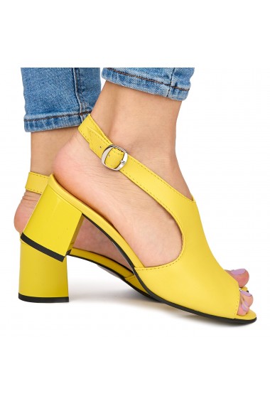 Sandale elegante din piele naturala galbena cu toc gros 9061